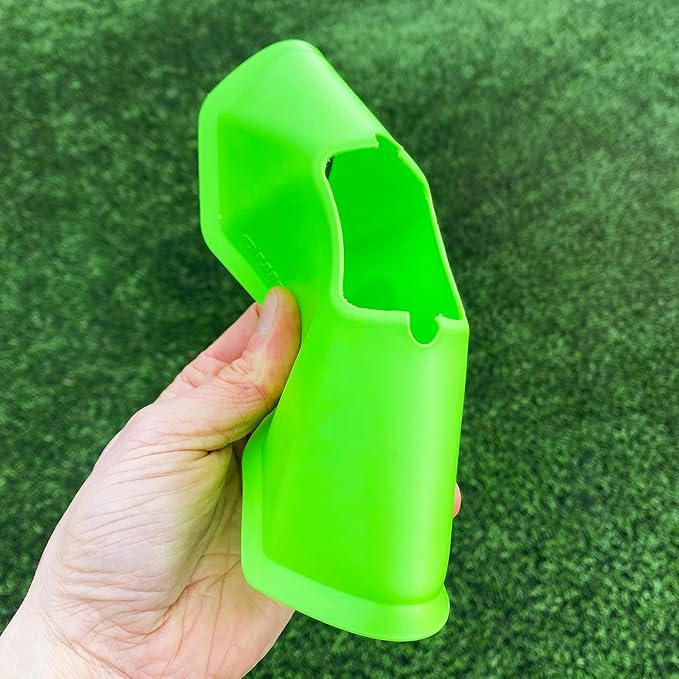 QUICKPLAY Soccer Cones – Set of 20 | Highly Visible Compact Sports Cones