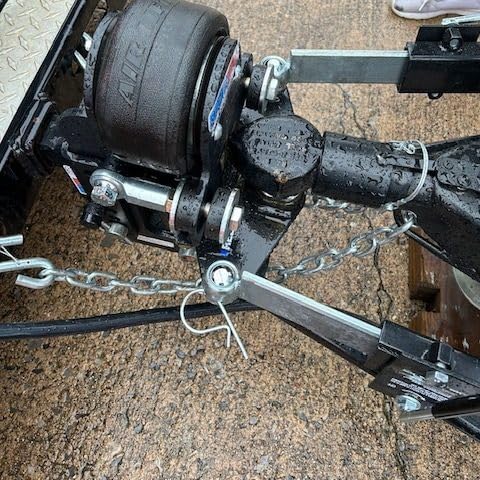 Shocker Air Equalizer & Sway Control Round Bar WD Hitch, Fits 2" Hitch 5" Rise 2" Drop