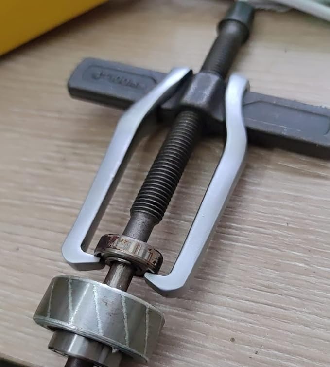 CR-V Single Hook Two Claws Puller Separate Lifting Device.TAO+ Stores Offer 6 Different Sizes of 2 jaw Puller for You to Choose to Deal with