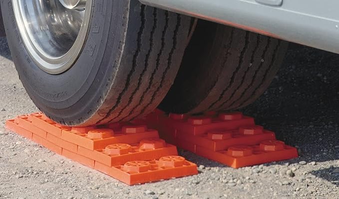 Tri-Lynx Lynx Levelers RV/Trailer/Motorhome/Vanlife interlocking Leveling Blocks with Nylon Storage Bag for most Leveling and Stabilizing functions. 10 Pack, Orange, 00015, Made in USA.