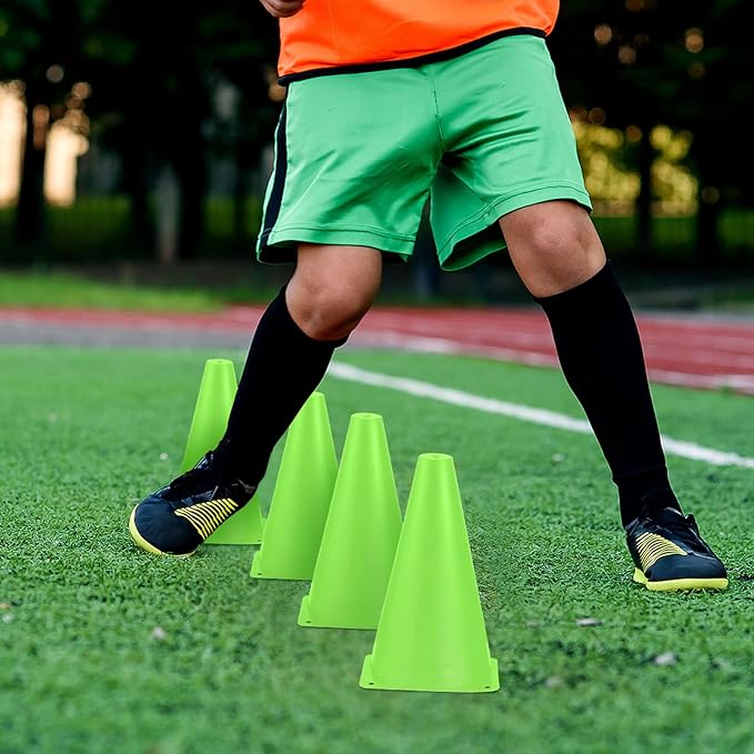 30 Pieces 9 Inch Traffic Cones Plastic Sport Agility Training Safety Cones Soccer Practice Equipment for Basketball Football Drills Exercise, Outdoor Activity and Events