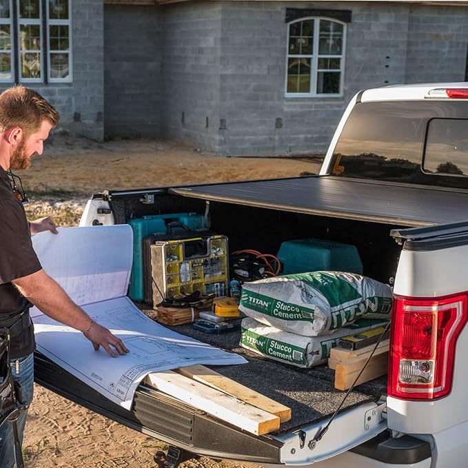 Gator Recoil Retractable Truck Bed Tonneau Cover | G30362 | Fits 2008 - 2016 Ford Super Duty 6' 9" Bed (81")