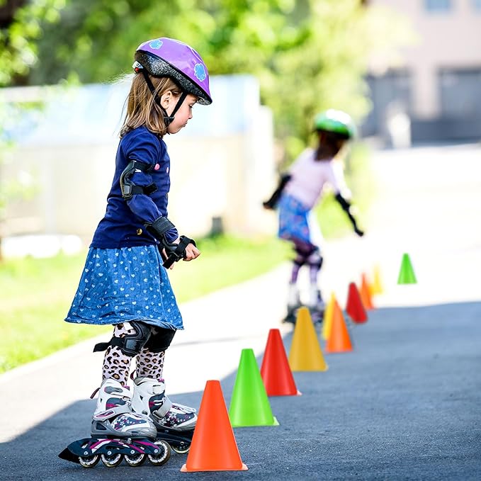 Leelosp 48 Pack 7" or 9" Plastic Traffic Cones Agility Field Marker Soccer/Safety/Sports/Training Cones for Skating Basketball Football Practice Drills Themed Party Decorations