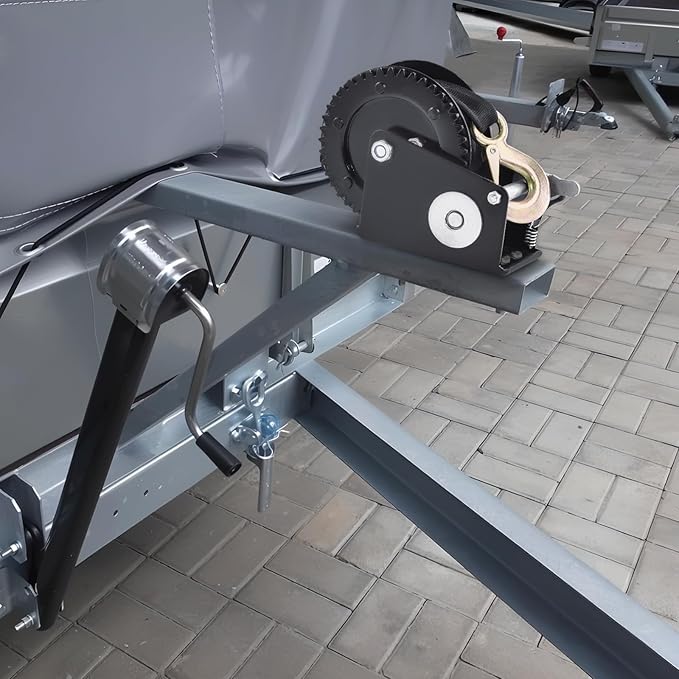 VEVOR Boat Winch, 2000 lbs Capacity Hand Boat Trailer Winch Heavy Duty Rope Crank with 23 ft Polyester Strap and Two-Way Ratchet, Manual Operated Hand Crank Winch for Trailer, Boat or ATV Towing