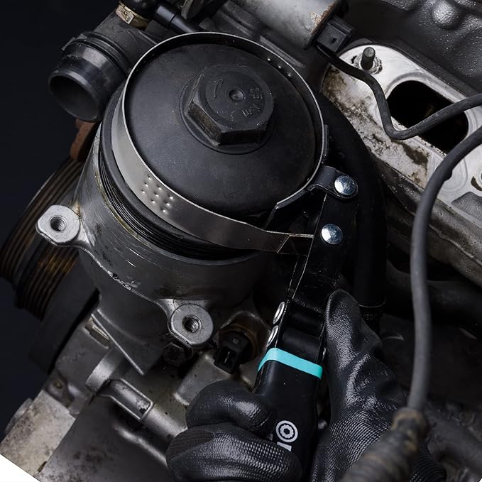 DURATECH Small Swivel Oil Filter Wrench, Oil Filter Removal Tool Fits Filters 2-3/4" to 3-1/4", Perfect for Car Repair Tools