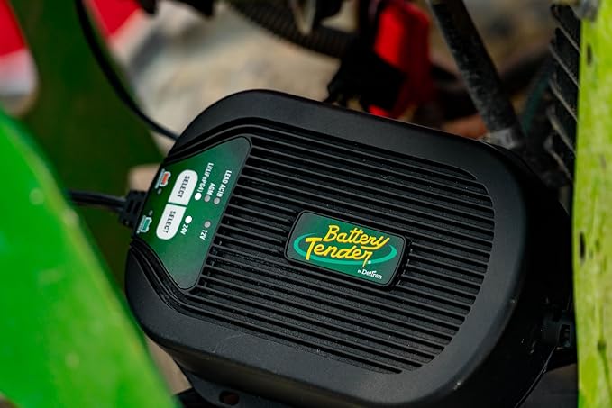 Battery Tender 5 AMP Selectable 12V / 24V Battery Charger and Maintainer - Switchable 5 AMP / 2.5 AMP Onboard Marine for Boat Watercraft - Screw Mountable Heavy Duty Weather Resistant - 022-0258-DL-WH