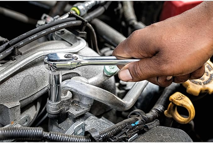 DEWALT Mechanics Tool Set, 1/4 and 3/8 Inch Drive, SAE, 172-Piece (DWMT81533)