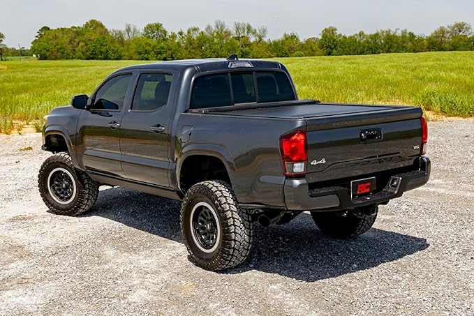 Rough Country Retractable Truck Bed Cover, Truck Tonneau Covers for Toyota Tacoma (2016-2023) - 5' Weather-Resistant Truck Bed Cover, Tacoma Retractable Bed Cover