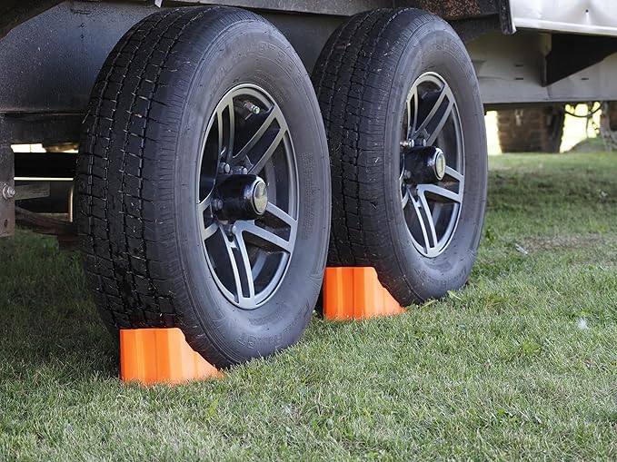 Lynx Lil' Ultimate RV and Trailer 21 Piece Bundle, 00075